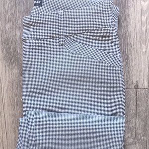 **FINAL SALE** NWT Mid Rise-Slim Leg Houndstooth Pant (S)